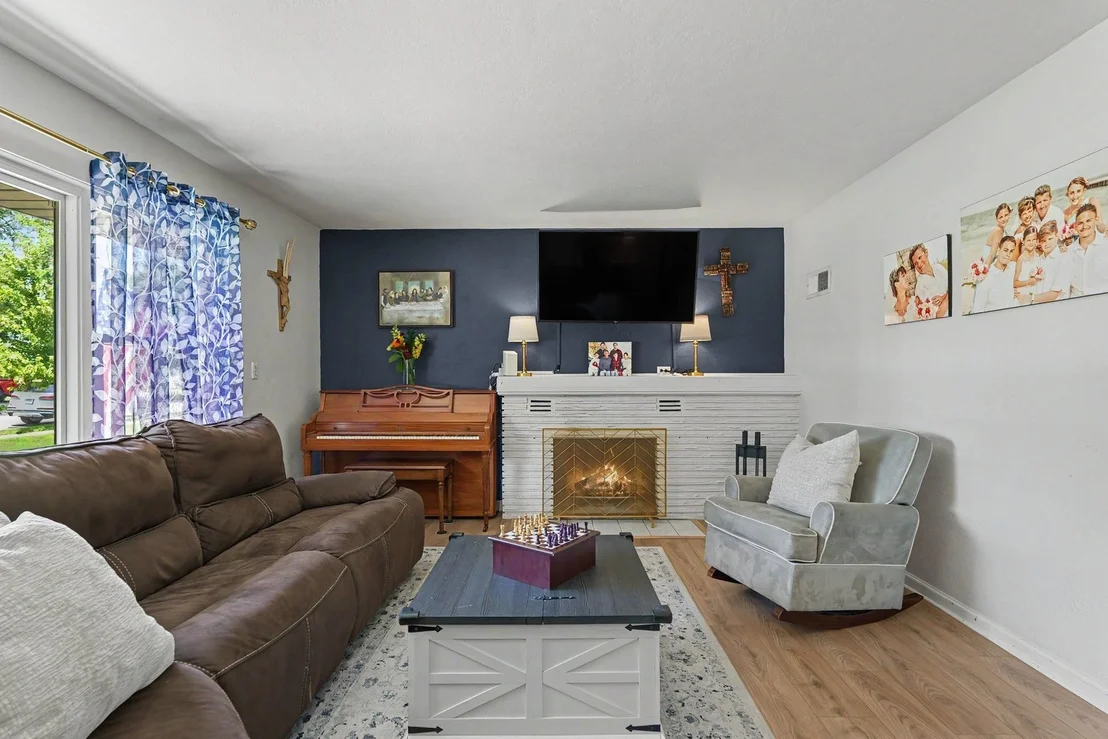 Photo of 1108 Alann Drive