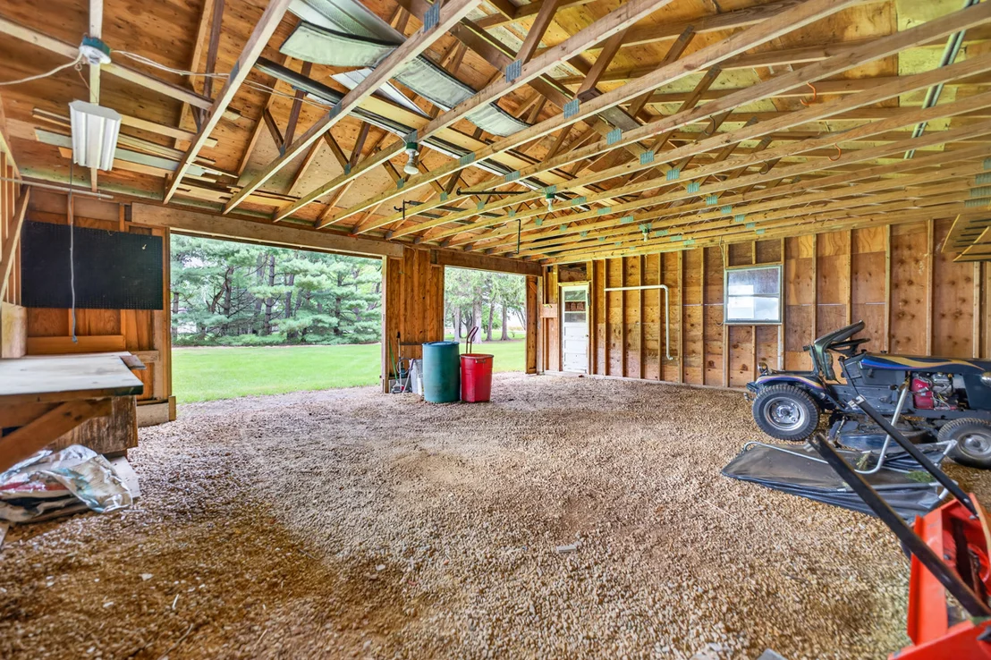 Photo of 2292 N Leaf River Road