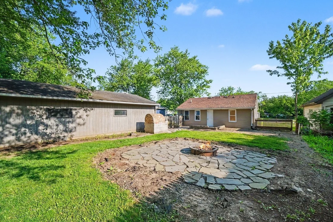 Photo of 2701 Carmel Boulevard