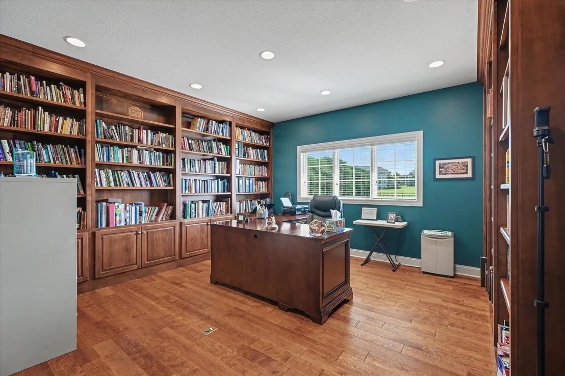 Photo of 1706 Mullikin Drive