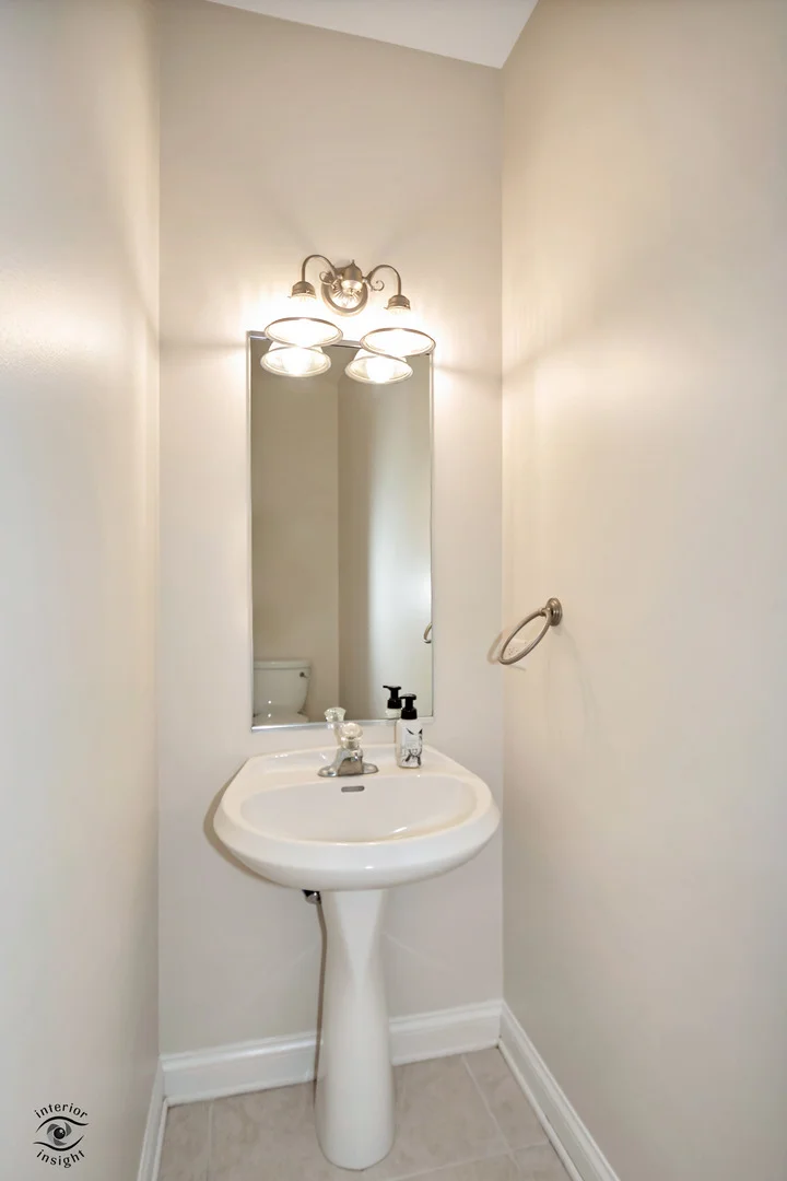 Photo of 15474 Lakeview Drive
