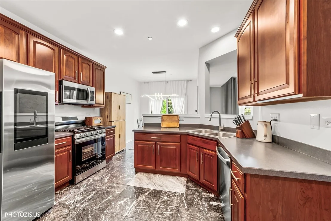 Photo of 908 Elizabeth Drive