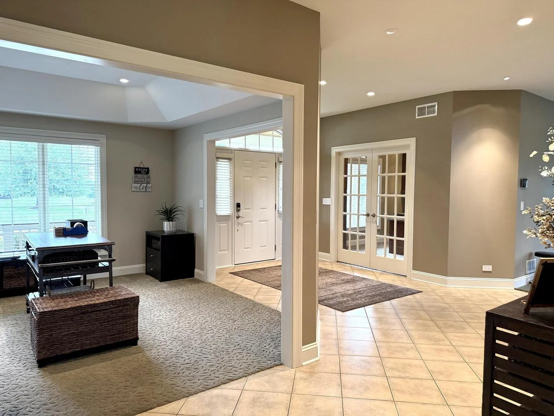Photo of 2307 Red Oak Lane