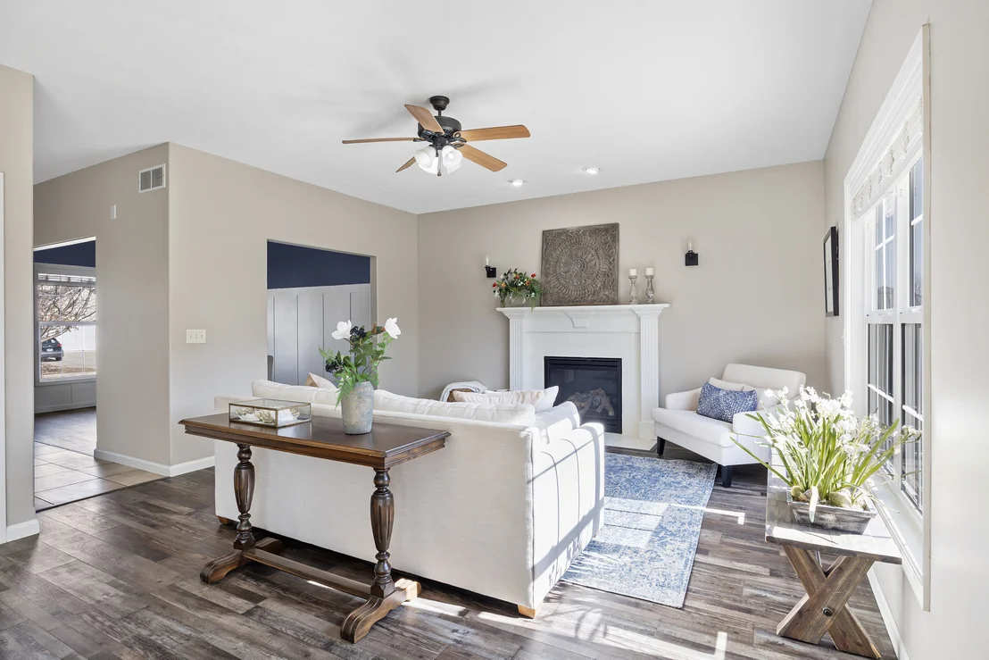 Photo of 805 Dresser Drive