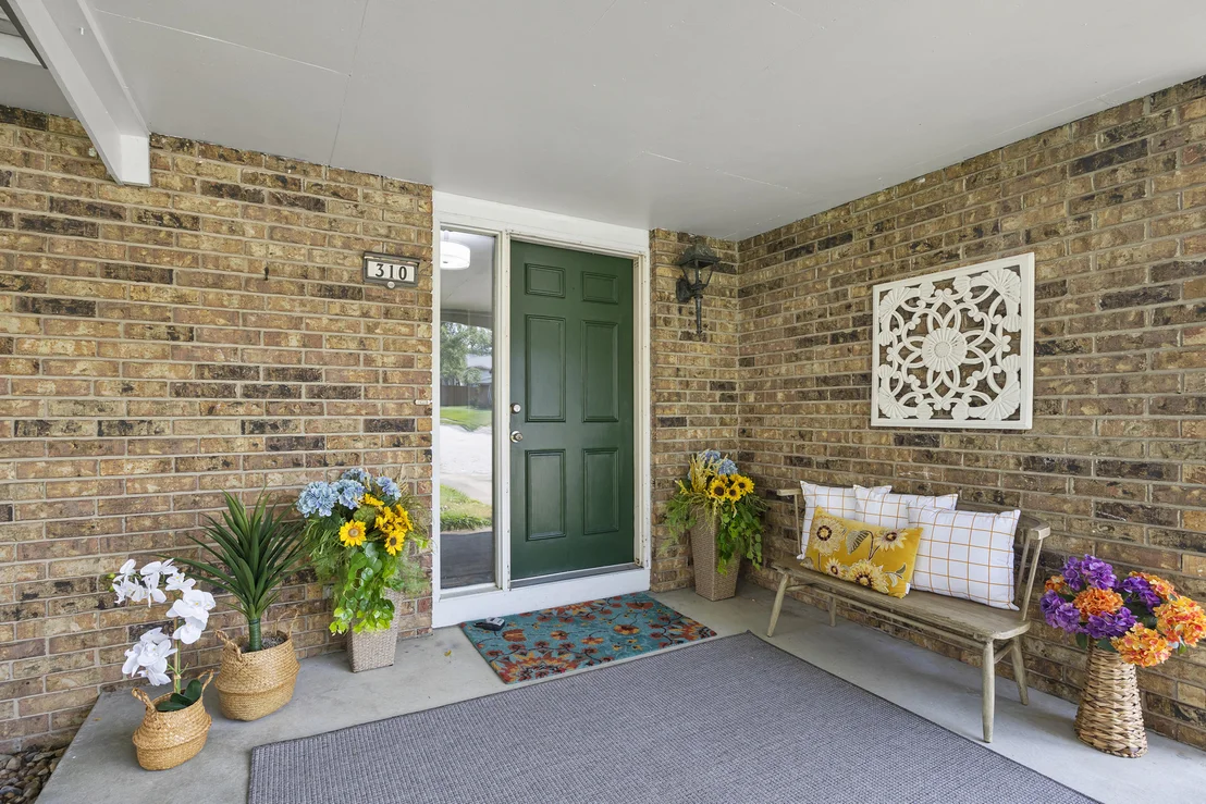 Photo of 310 Harper Court