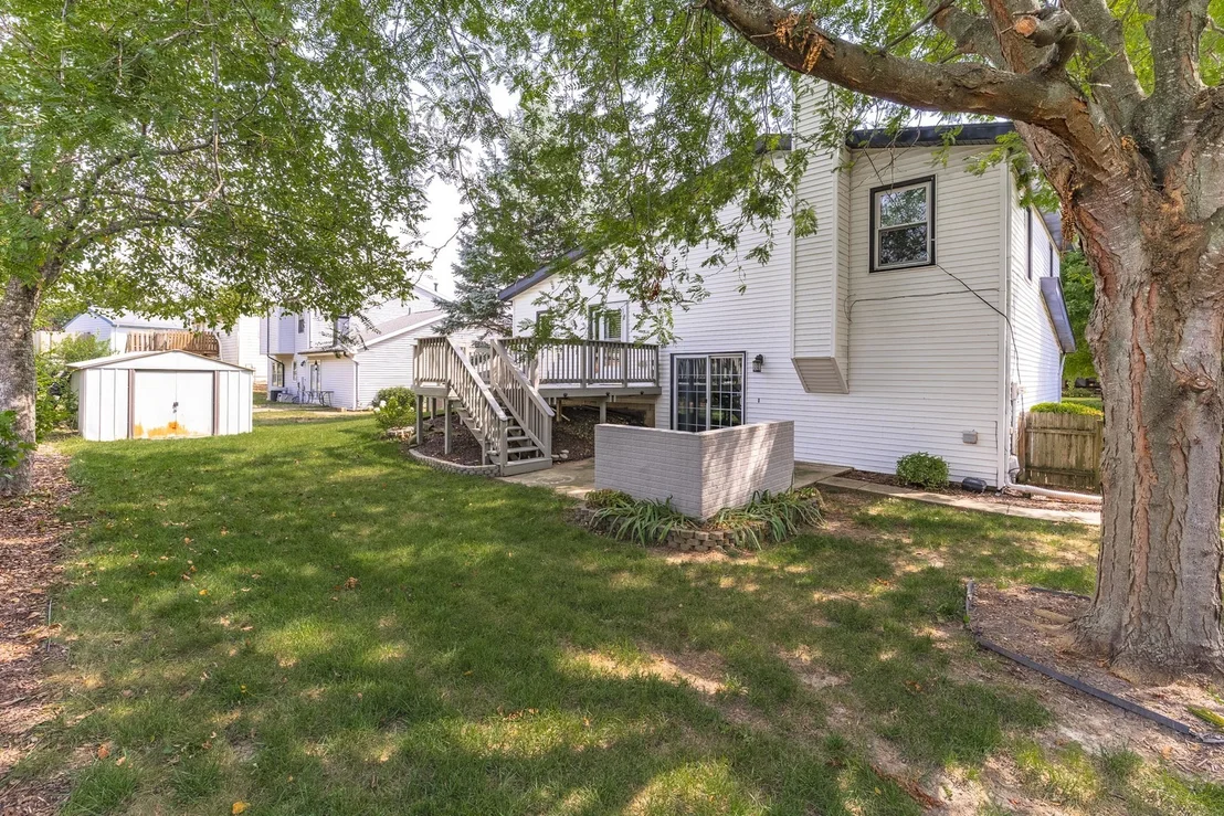 Photo of 207 Greenleaf Drive