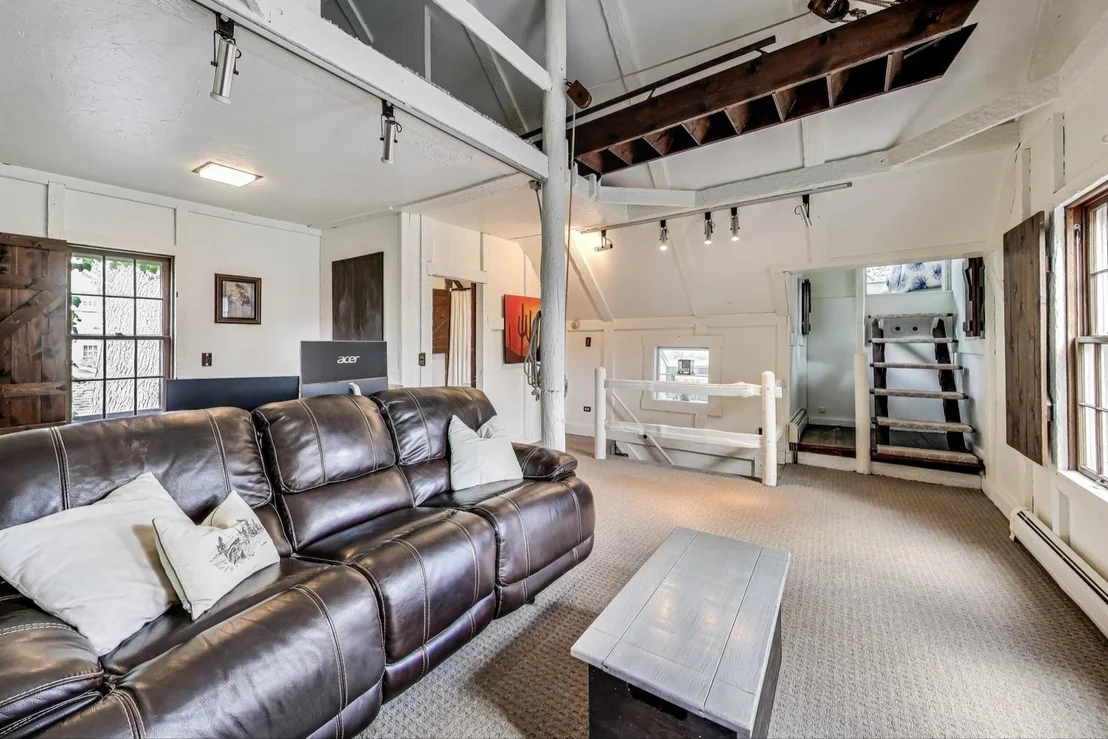 Photo of 1606 Forest Avenue