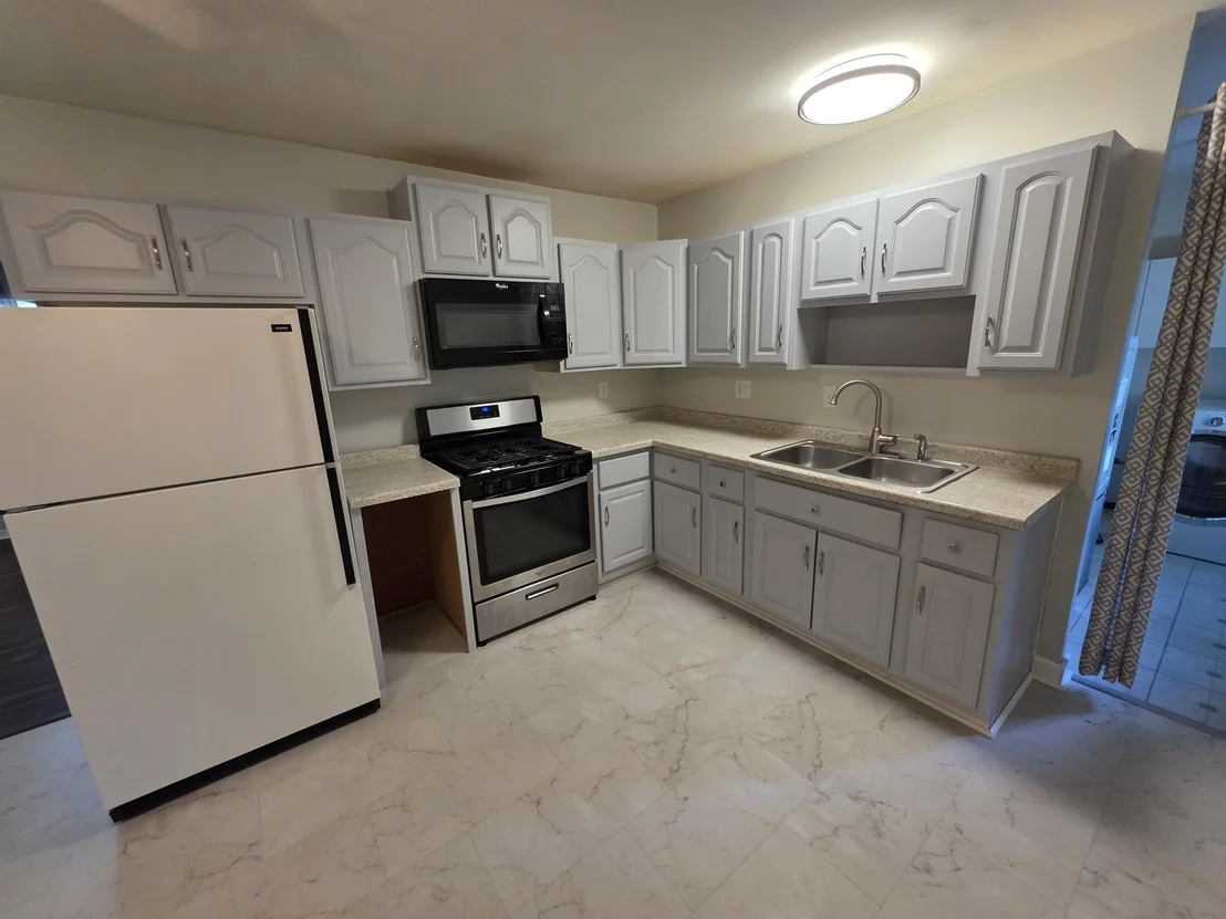 Photo of 2111 Lantern Hill Drive