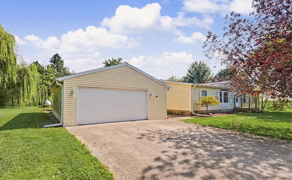 Photo of 14 CHERRY Court