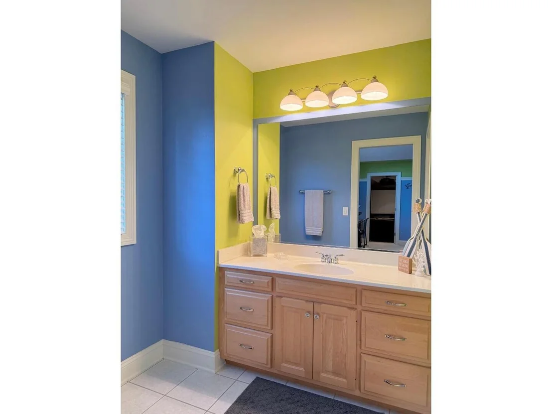 Photo of 2307 Red Oak Lane