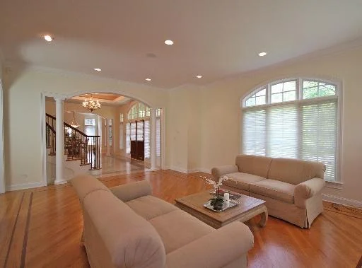 Photo of 648 Sunset Lane