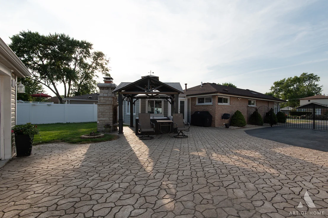 Photo of 5721 W 83rd Place