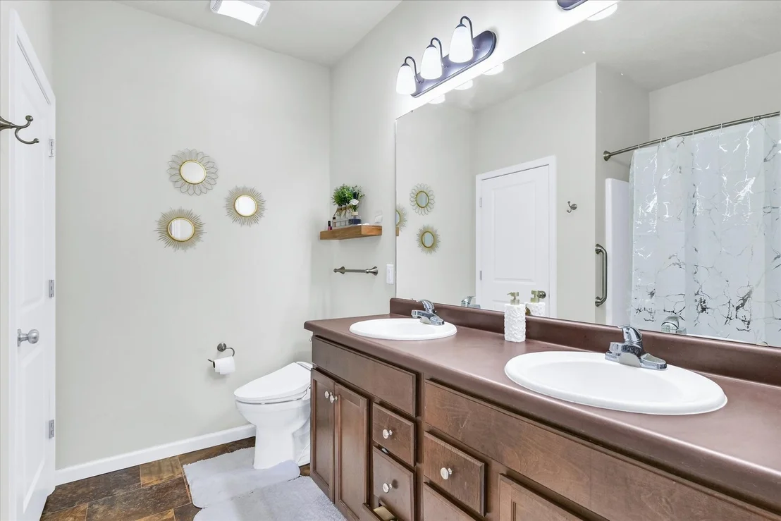 Photo of 412 Doisy Lane