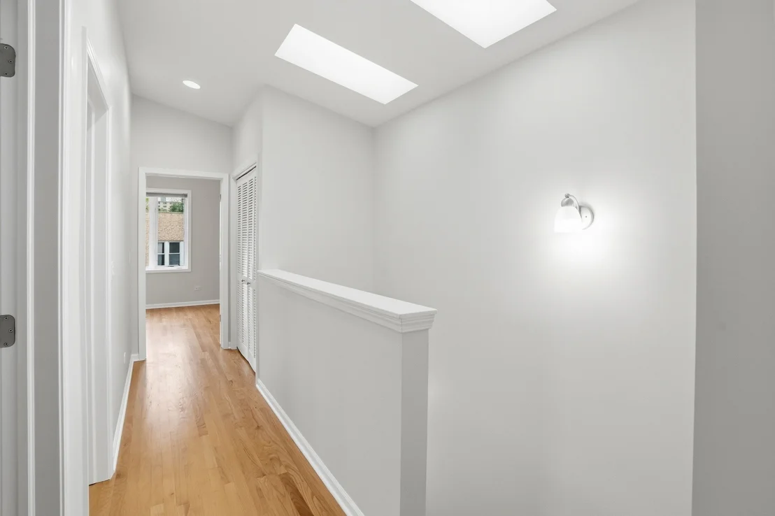 Photo of 345 W 29th Place