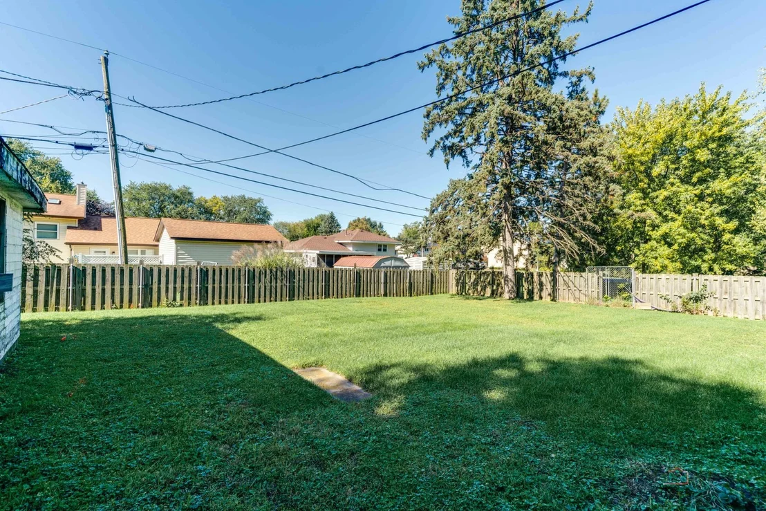 Photo of 6703 Hawthorne Drive