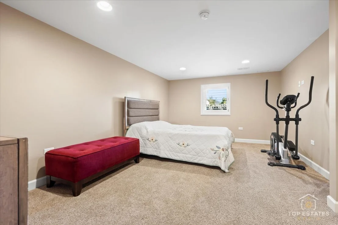 Photo of 385 Andover Drive