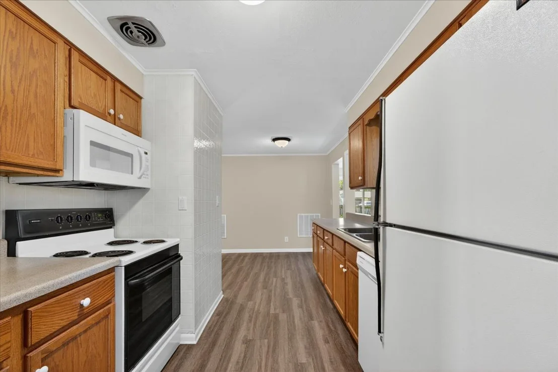 Photo of 3735 Highcrest Road