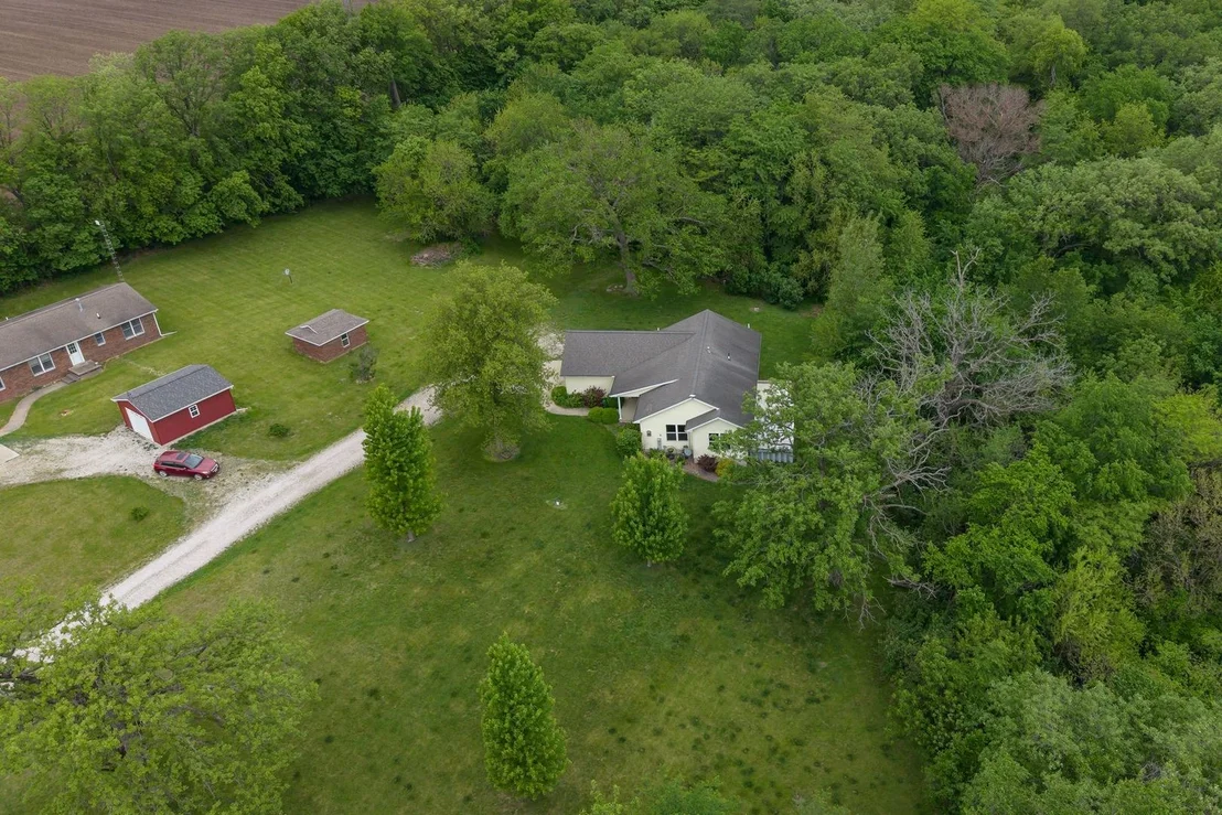 Photo of 2662 Evans Road