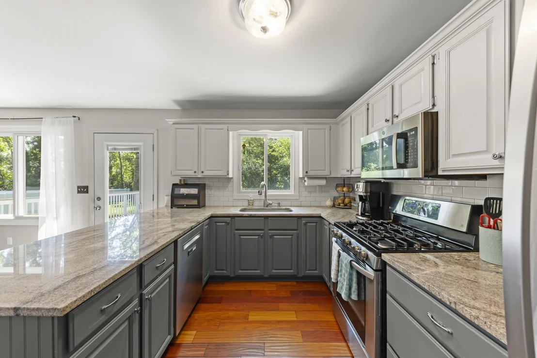 Photo of 43W753 Oakleaf Drive