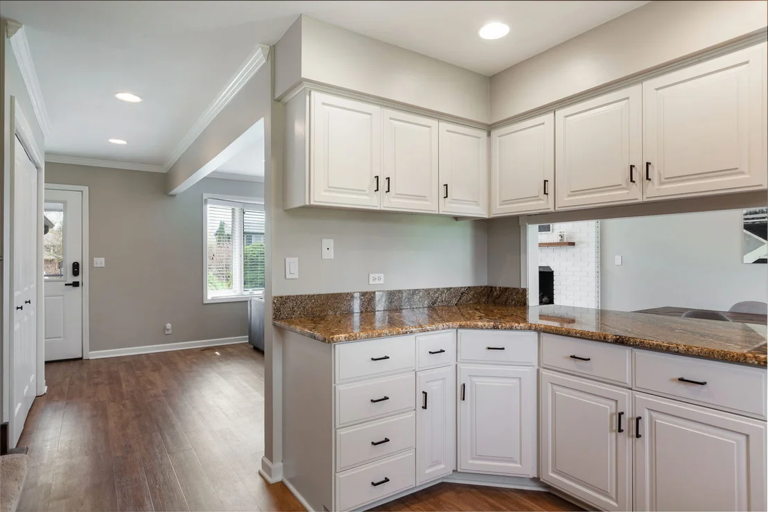 Photo of 29W332 Mark Drive