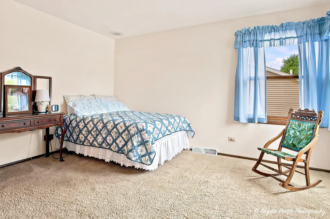 Photo of 25596 W Wacker Drive