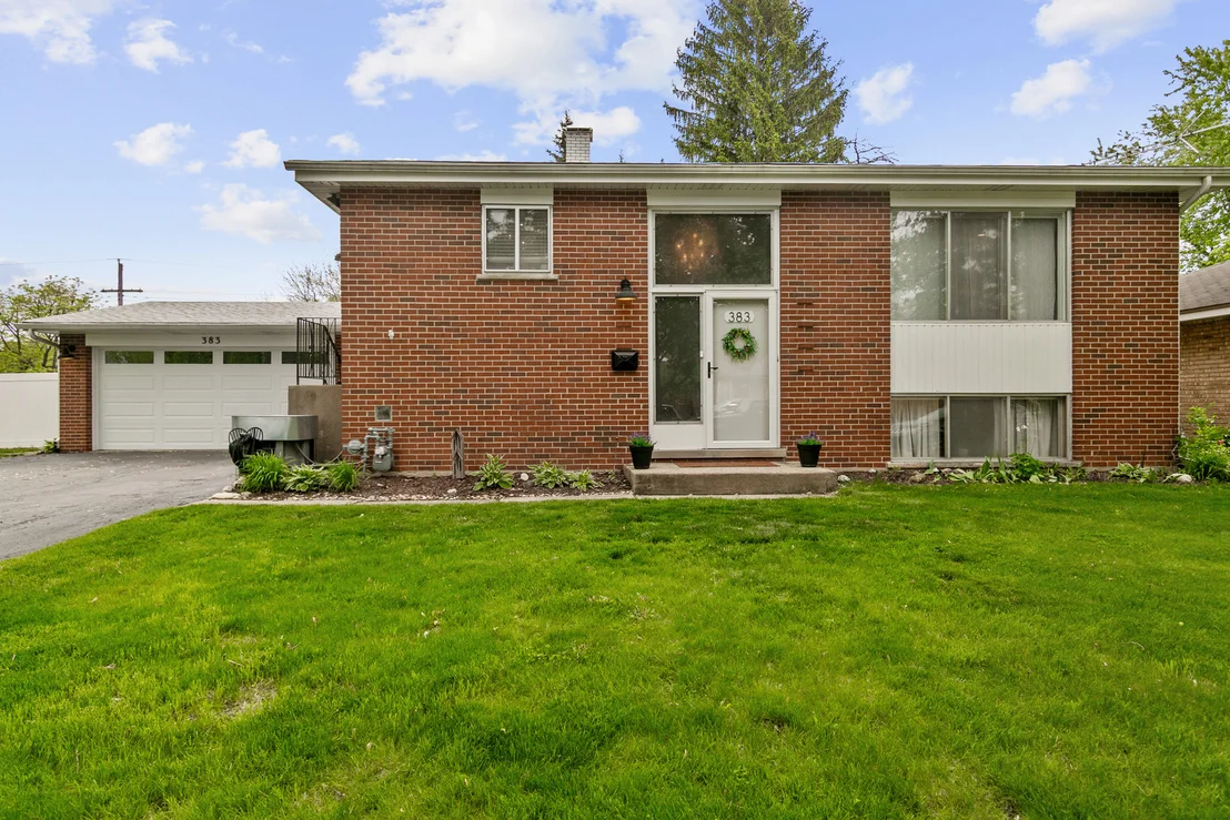 Photo of 383 PARK Avenue
