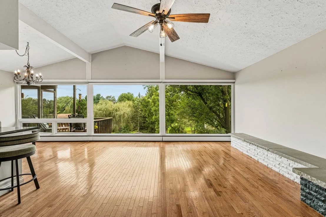 Photo of 9617 Hideaway Lane
