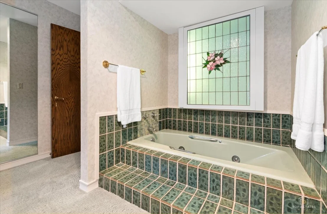 Photo of 1725 Persimmon Drive