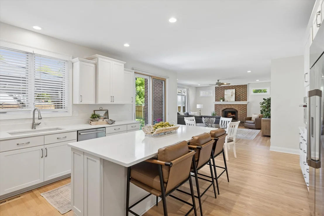 Photo of 403 S Fairview Avenue