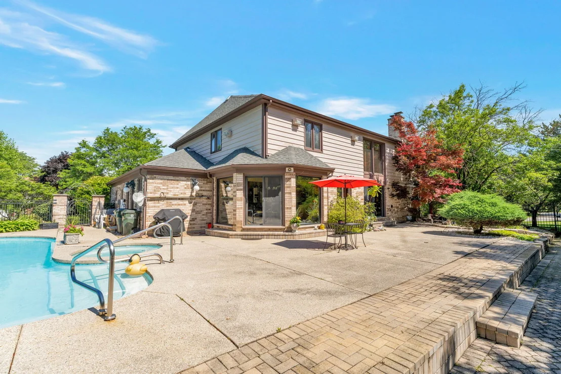 Photo of 2135 Phillips Drive