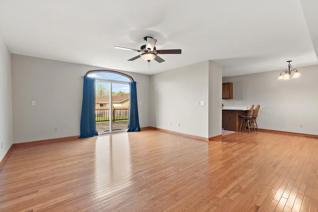 Photo of 1390 Armour Road