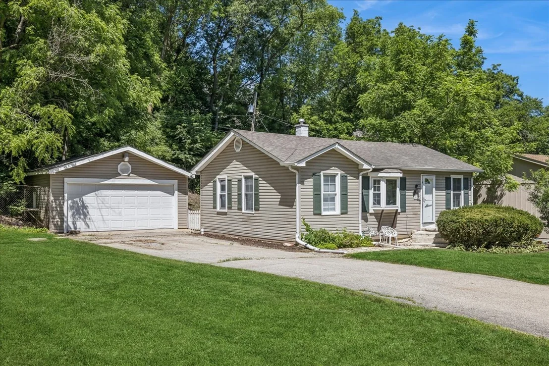 Photo of 116 Valley Drive