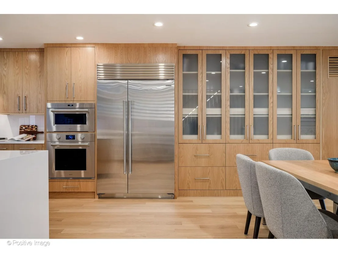 Photo of 1307 N Sutton Place