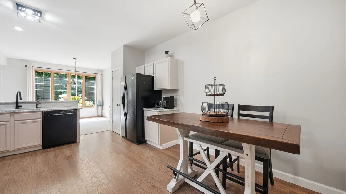 Photo of 3232 Lightning Court