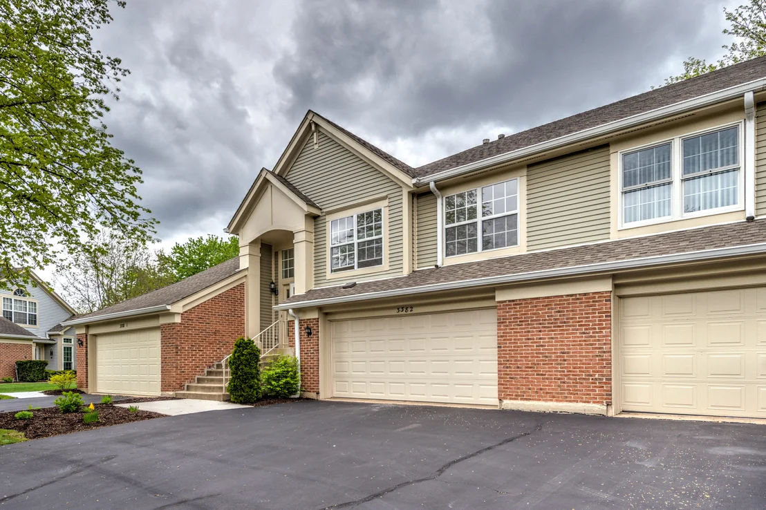 Photo of Unit 2 at 338 Ashford Circle