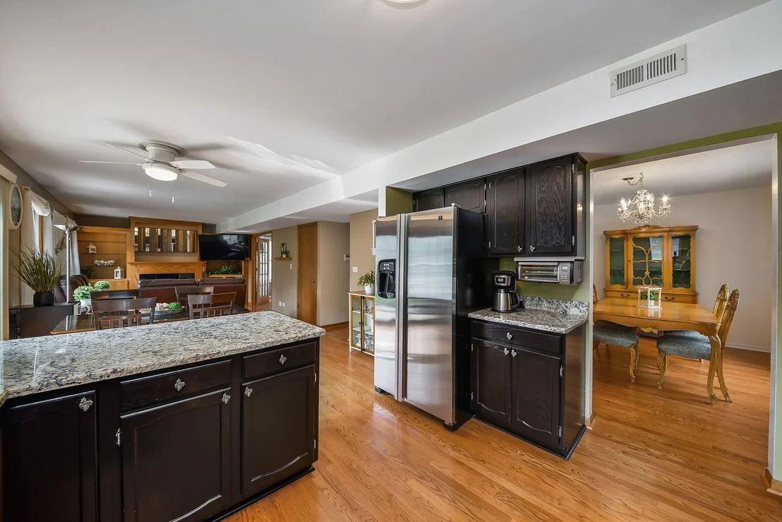 Photo of 959 Hill Crest Drive