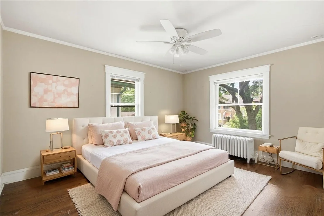 Photo of 1527 W JUNEWAY Terrace