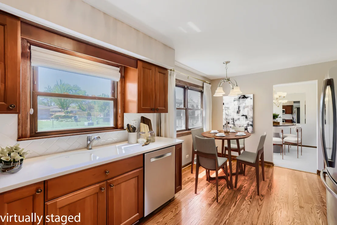 Photo of 1111 W Ash Drive
