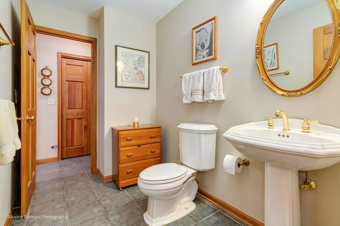 Photo of 446 Roslyn Road