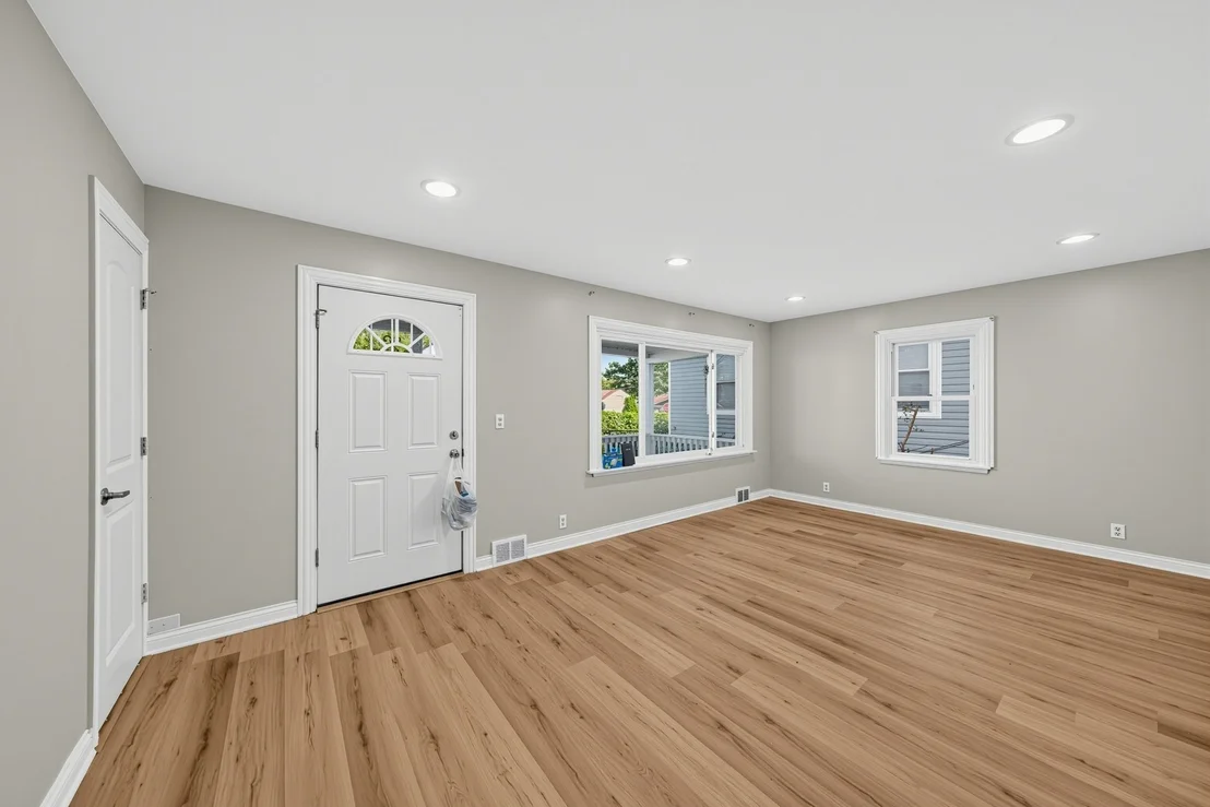 Photo of 156 Oak Avenue