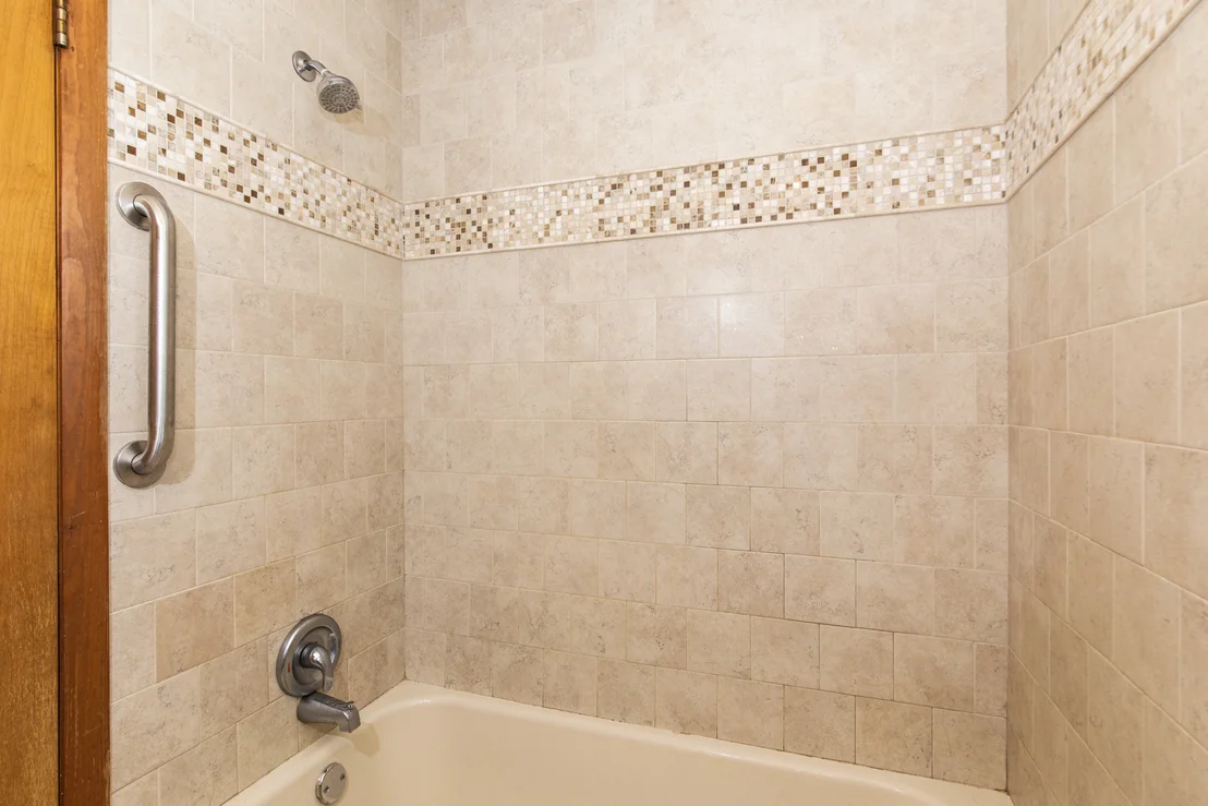 Photo of 1814 Grandview Drive
