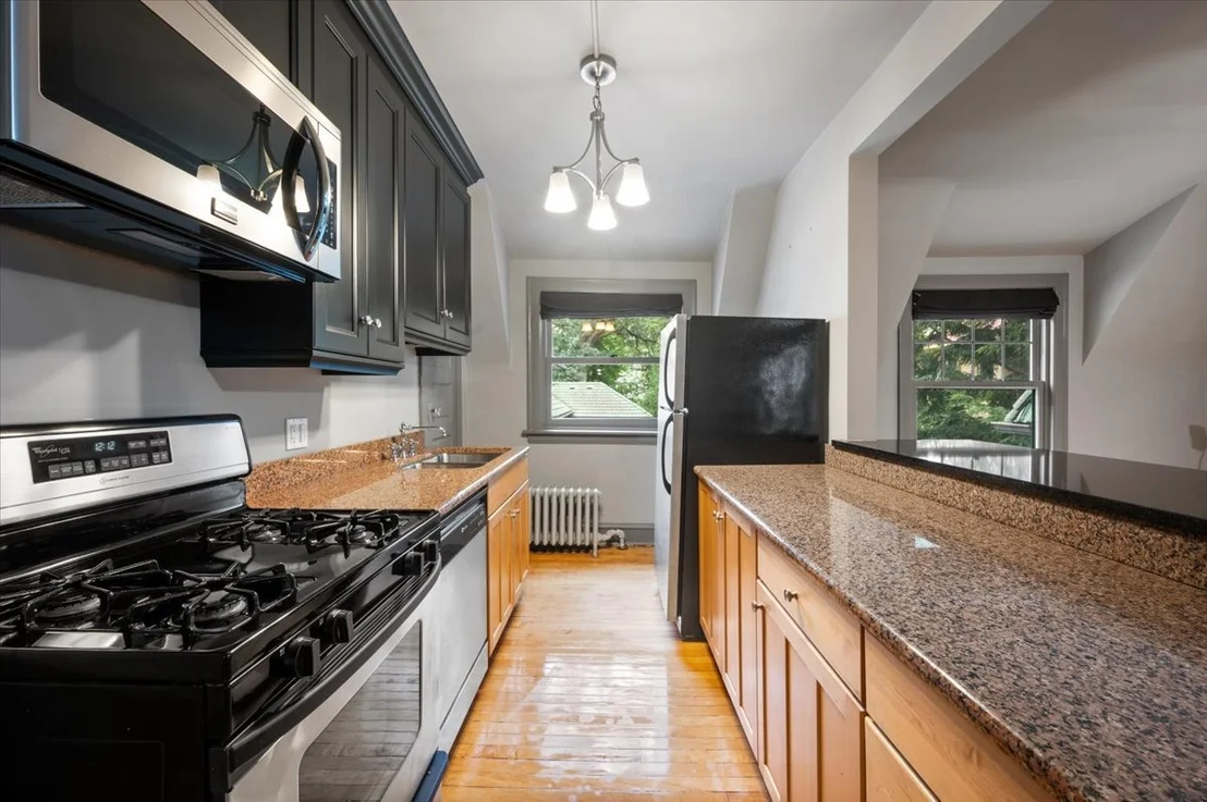 Photo of 2855 Sheridan Place