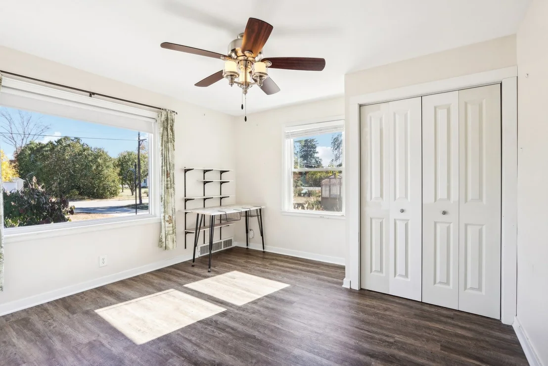 Photo of 420 Willow Road
