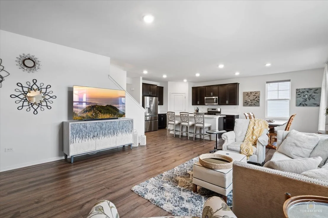 Photo of 695 Kentshire Circle