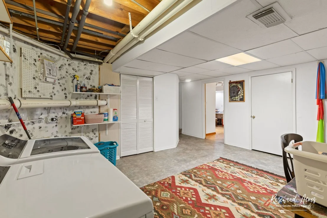 Photo of 1700 Chestnut Hill Road