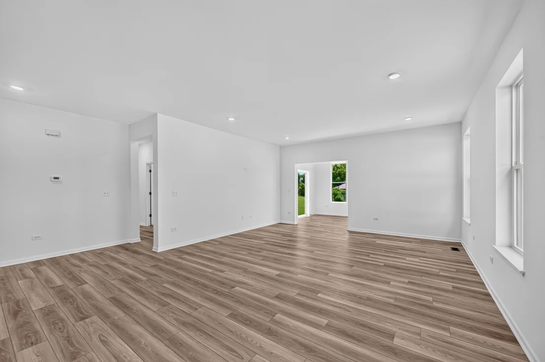 Photo of 373 Cottrell Lane