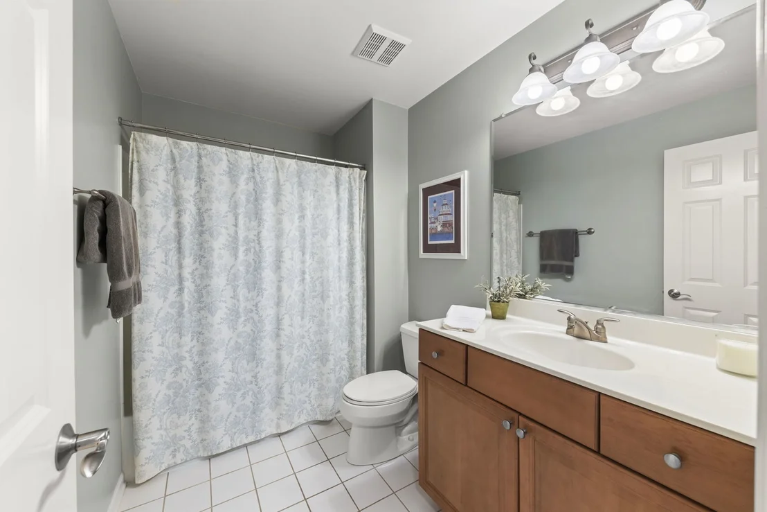 Photo of 353 Bradbury Lane