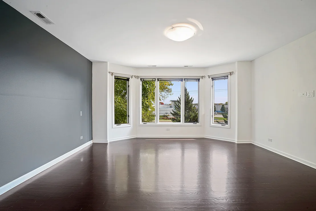 Photo of 2134 Shermer Road