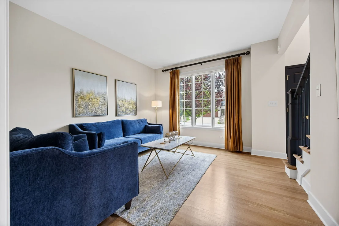 Photo of 1045 Hilltop Drive