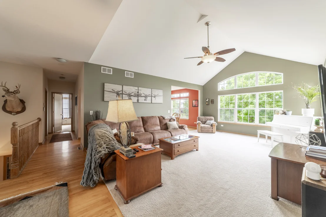 Photo of 16453 LAKESIDE Drive